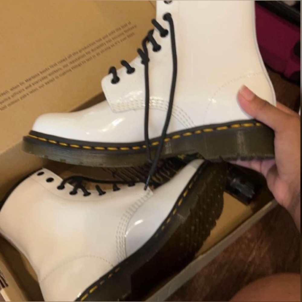 Brand new never worn! I thought I would like them but its just not my style.